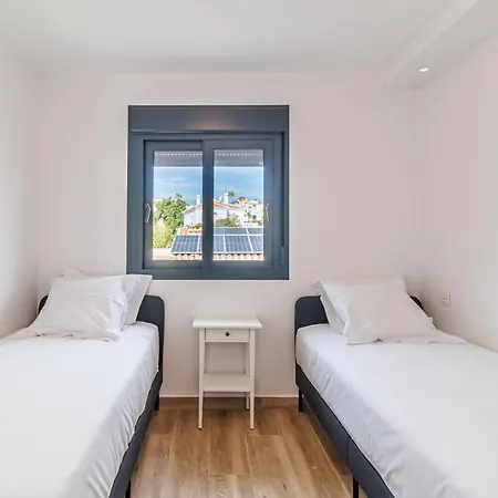 וילה Casa Isabelle *